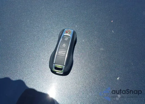 2017 Porsche Panamera 4S из США, поврежденный, VIN WP0AB2A74HL122473